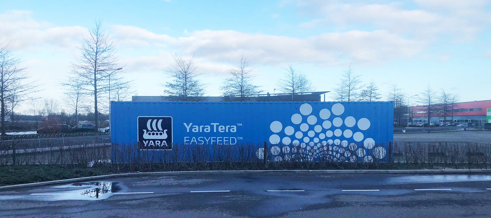 GLAS04 04 YaraTera EASYFEED body.jpg